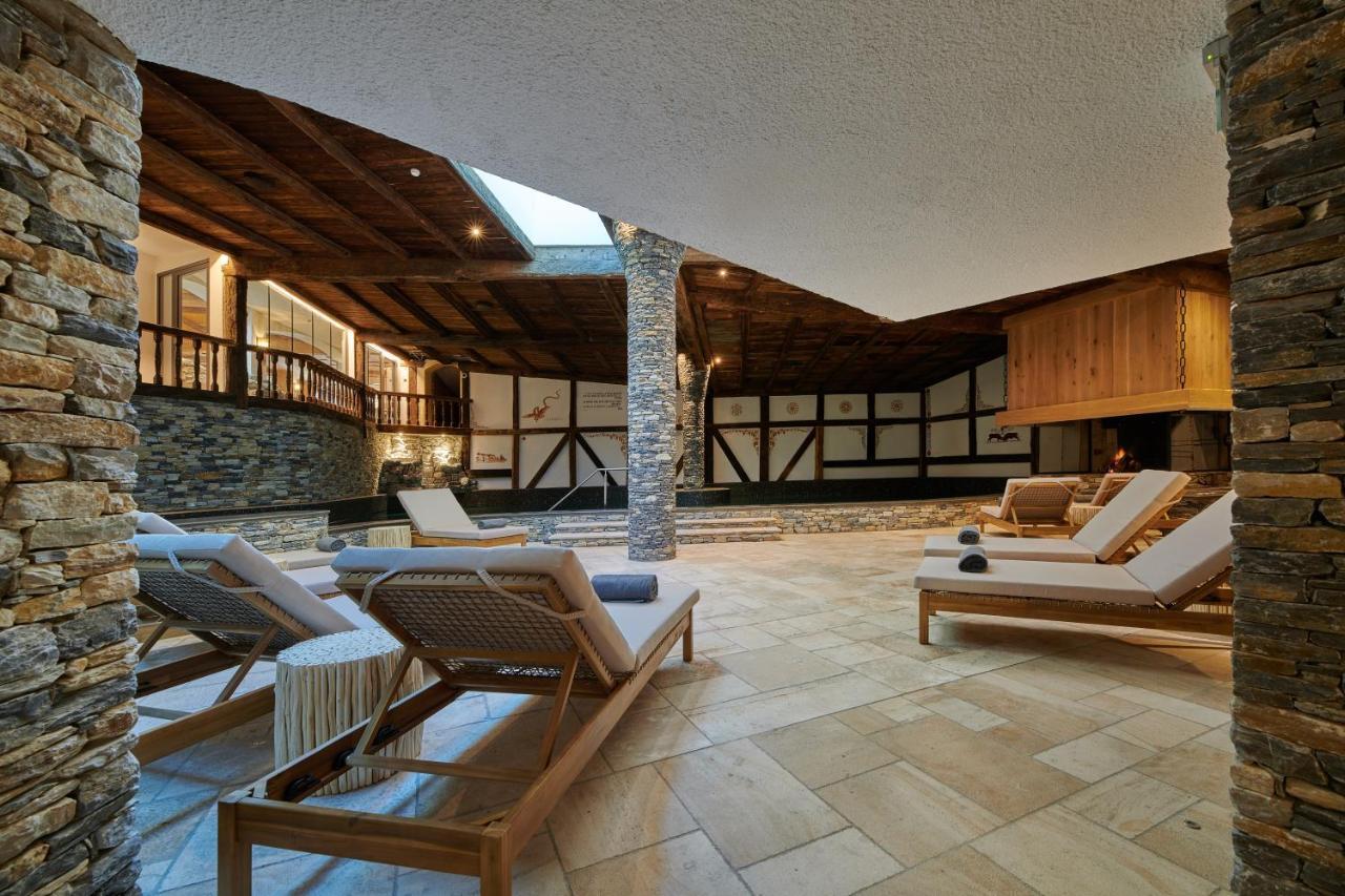 Aida Hotel & Spa - "Adults Only" Relais & Chateaux Crans-Montana Exterior foto